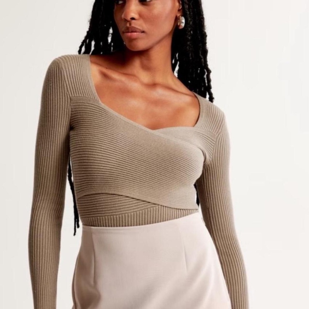 Abercrombie & Fitch Taupe Ribbed Knit Top